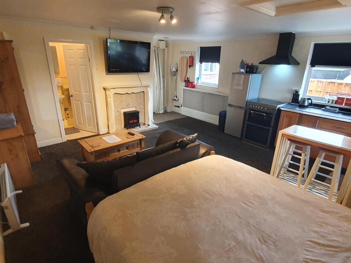 Sherwood Studio Annexe 1 Bedroom Entire Property 波士顿 外观 照片