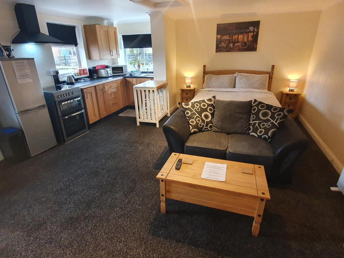 Sherwood Studio Annexe 1 Bedroom Entire Property 波士顿 外观 照片