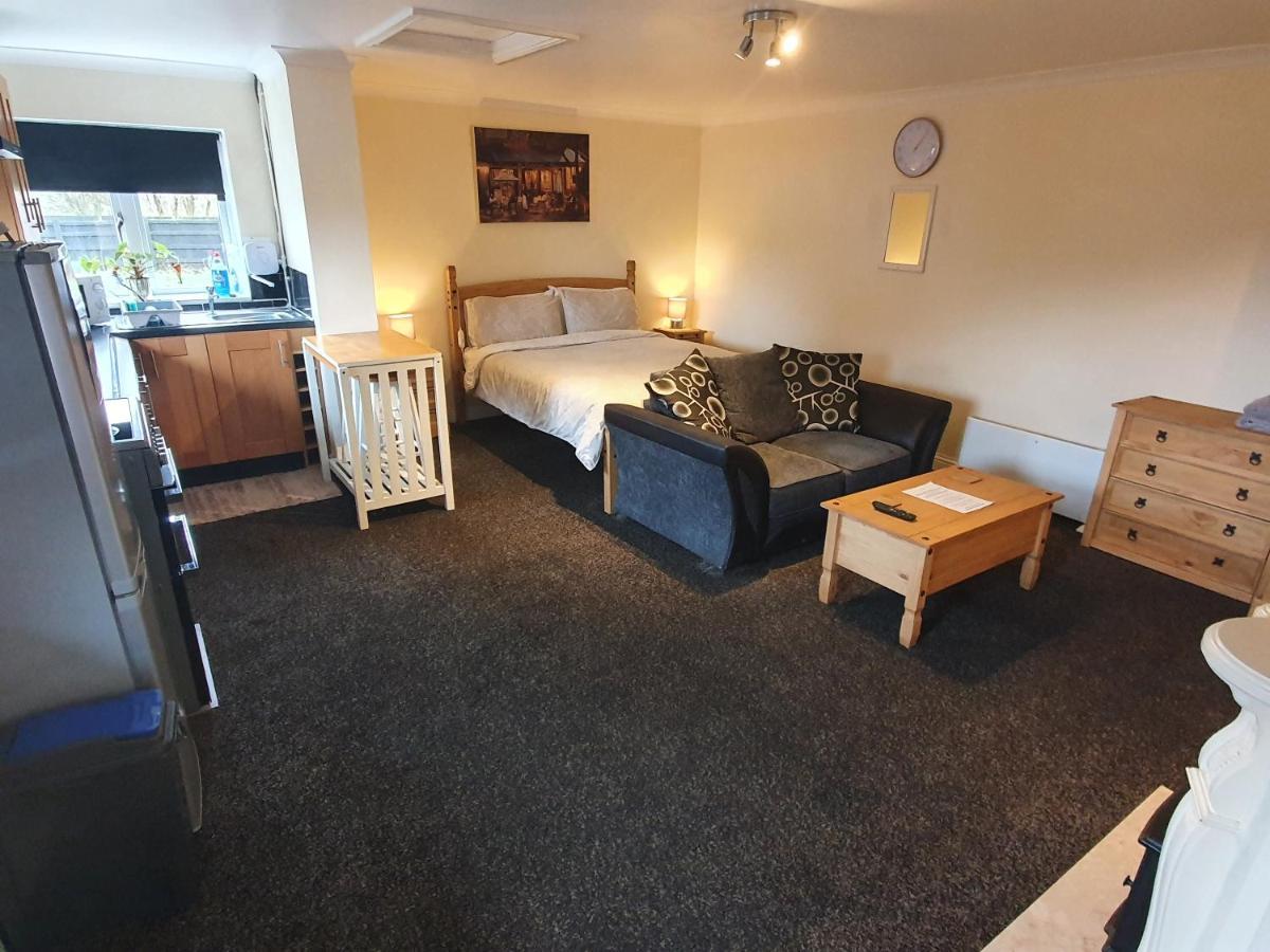 Sherwood Studio Annexe 1 Bedroom Entire Property 波士顿 外观 照片